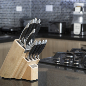 Kitchen knives case study image from MMR Strategy Group