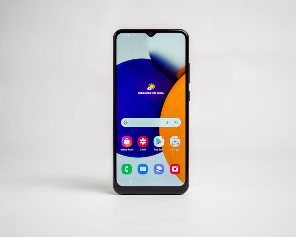 Smartphone image for Consumer Confusion Claim Pits Samsung Against S10 Entertainment