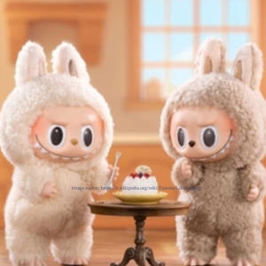 What is the LaFuss about LaFuFu and Labubu? Doll Battle Brewing